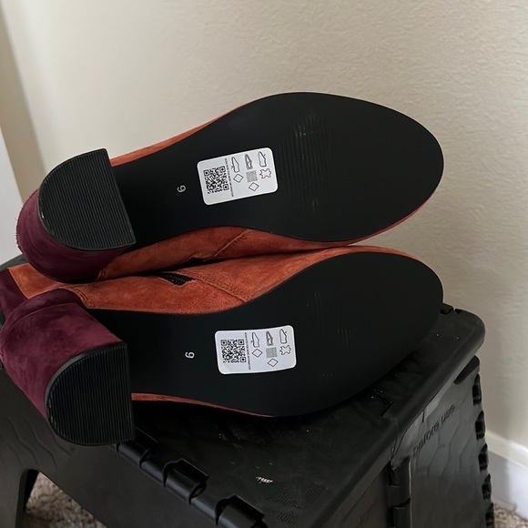 Booties - Picture 4 of 6